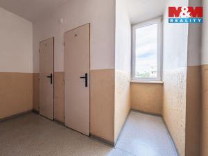 Prodej bytu 3+1, Chomutov, Bezručova, 85 m2