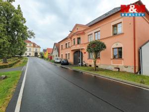 Prodej rodinného domu, Cebiv, 360 m2