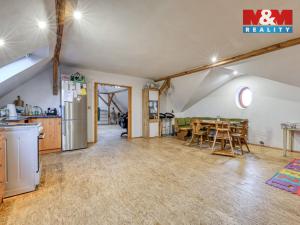 Prodej rodinného domu, Cebiv, 360 m2