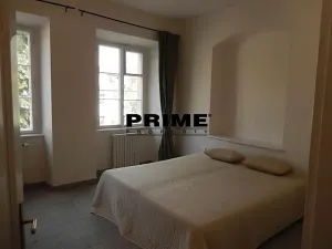 Pronájem bytu 3+1, Praha - Malá Strana, Hroznová, 73 m2