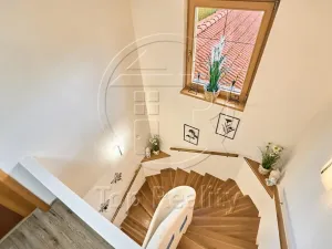 Prodej rodinného domu, Ostrov, 210 m2