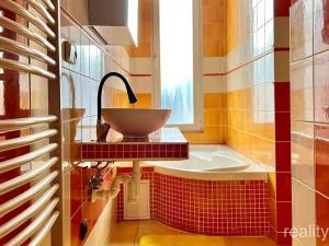 Prodej bytu 2+1, Děčín, Divišova, 72 m2