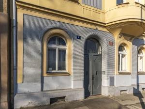 Pronájem bytu 2+kk, Praha - Karlín, U invalidovny, 55 m2