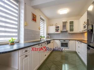 Prodej rodinného domu, Kadaň, Třešňová, 405 m2