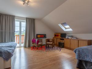 Prodej rodinného domu, Kadaň, Třešňová, 405 m2