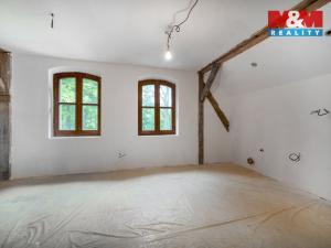 Prodej rodinného domu, Polička - Lezník, 260 m2