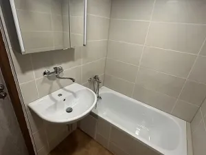 Pronájem bytu 3+1, Praha - Strašnice, Černokostelecká, 68 m2