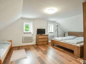 Prodej chaty, Sobotín, 210 m2