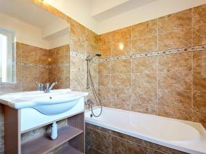 Prodej vícegeneračního domu, Mělník, Mladoboleslavská, 238 m2