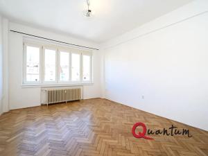 Pronájem bytu 1+kk, Praha - Holešovice, Veverkova, 29 m2