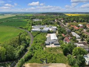 Prodej výrobních prostor, Milovice, Italská, 1819 m2