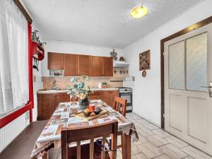 Prodej rodinného domu, Krásná Lípa, Varnsdorfská, 195 m2