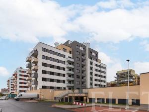 Pronájem bytu 1+kk, Praha - Košíře, Fabiánové, 30 m2