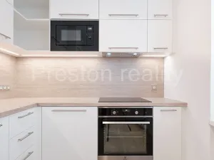 Pronájem bytu 2+kk, Praha - Vršovice, Arménská, 51 m2