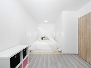 Prodej rodinného domu, Krakovany, 163 m2