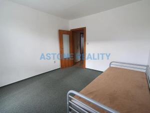 Pronájem bytu 3+1, Praha - Radotín, Kraslická, 84 m2