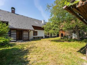 Prodej rodinného domu, Žernov, 220 m2