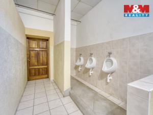 Prodej obchodního prostoru, Hradec Králové - Svinary, Podhůrská, 633 m2