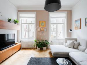 Prodej bytu 3+1, Praha - Nové Město, Soukenická, 107 m2