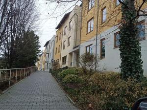 Prodej bytu 3+kk, Praha - Břevnov, Hošťálkova, 92 m2