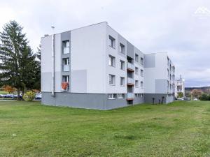 Pronájem bytu 3+1, Seč, Sídl. 9. května, 61 m2