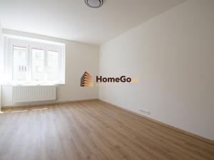 Pronájem bytu 1+kk, Praha - Nusle, Žateckých, 33 m2