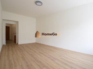 Pronájem bytu 1+kk, Praha - Nusle, Žateckých, 33 m2