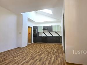 Prodej vícegeneračního domu, Písek, V Koutě, 786 m2