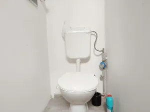 Pronájem obchodního prostoru, Hradec Králové, Gočárova třída, 83 m2