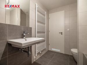 Prodej bytu 3+kk, Praha - Hrdlořezy, Českobrodská, 87 m2