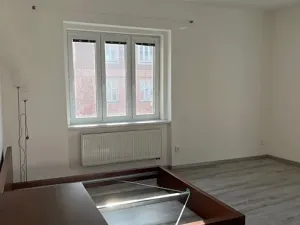 Pronájem bytu 2+1, Praha - Vinohrady, Mrštíkova, 63 m2