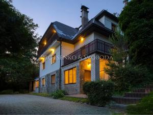 Prodej rodinného domu, Mnichovice, Nad rybníkem, 312 m2