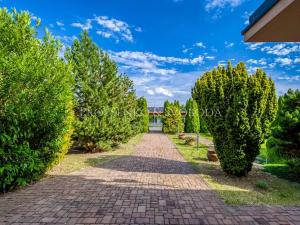 Prodej rodinného domu, Vestec, Průběžná, 427 m2