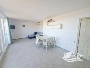 Prodej bytu 2+kk, Bjala, Bulharsko, 73 m2