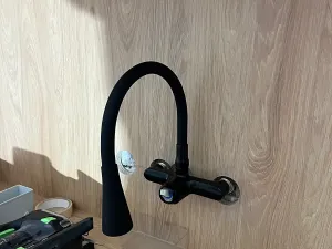 Pronájem garážového stání, Brno, Cejl, 17 m2