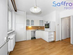 Prodej bytu 2+1, Plzeň, Na Kovárně, 67 m2