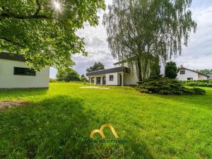 Prodej komerční nemovitosti, Doubravička, 195 m2