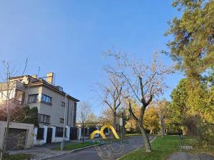 Pronájem bytu 3+1, Praha - Strašnice, Pod Viktorkou, 86 m2