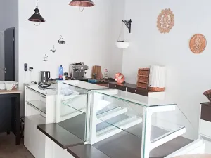 Pronájem obchodního prostoru, Praha - Vysočany, Kolbenova, 49 m2