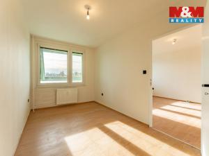 Prodej bytu 3+1, Pardubice - Polabiny, Lidická, 55 m2