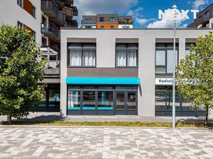 Pronájem obchodního prostoru, Pardubice, Na Spravedlnosti, 200 m2