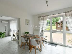 Pronájem vily, Praha - Stodůlky, Pod viaduktem, 996 m2