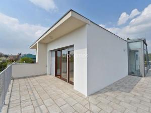 Pronájem rodinného domu, Praha - Nebušice, 360 m2