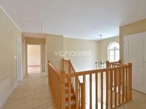 Pronájem vily, Praha - Nebušice, K vinicím, 288 m2