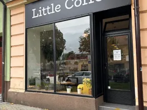 Pronájem obchodního prostoru, Napajedla, Masarykovo náměstí, 70 m2