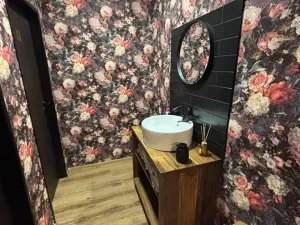 Pronájem obchodního prostoru, Napajedla, Masarykovo náměstí, 70 m2