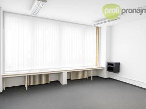 Pronájem obchodního prostoru, Ostrava, Novoveská, 615 m2