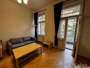 Pronájem bytu 1+kk, Praha - Vinohrady, 42 m2