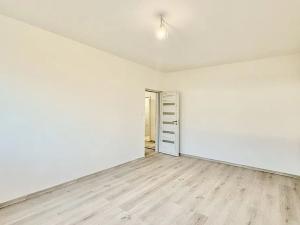 Prodej bytu 2+1, Praha - Malešice, Počernická, 53 m2