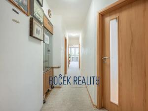 Prodej rodinného domu, Rynholec, nám. 1. máje, 259 m2